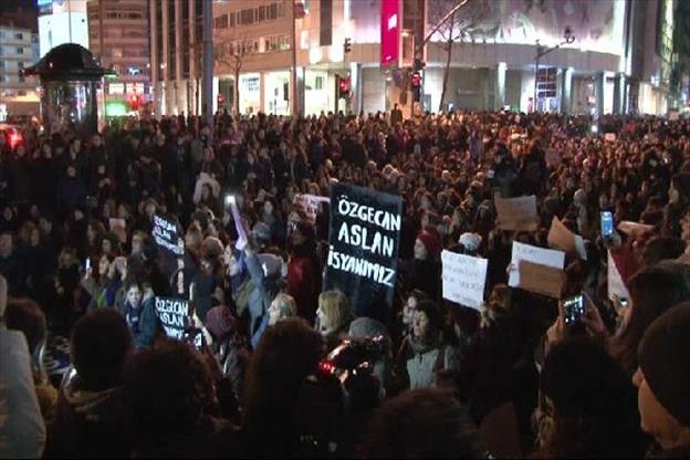 ozgecan-icin-kadikoyde-yuruyus-405813