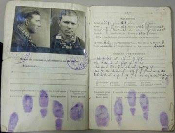 tsiganes-carnet-antropometrique