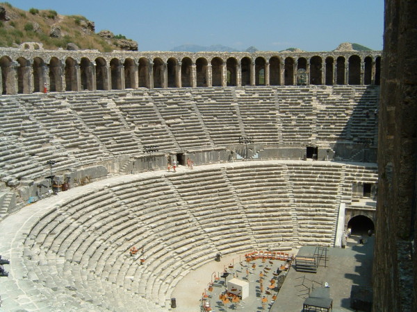 théatre-d-aspendos-turquie