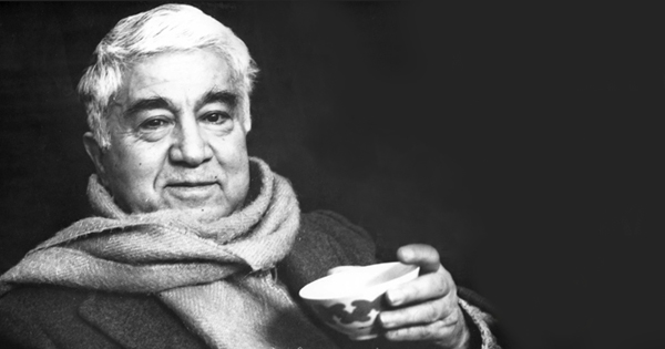 Aziz Nesin : “Pour le nouvel an, lève ton&nbsp;poing”