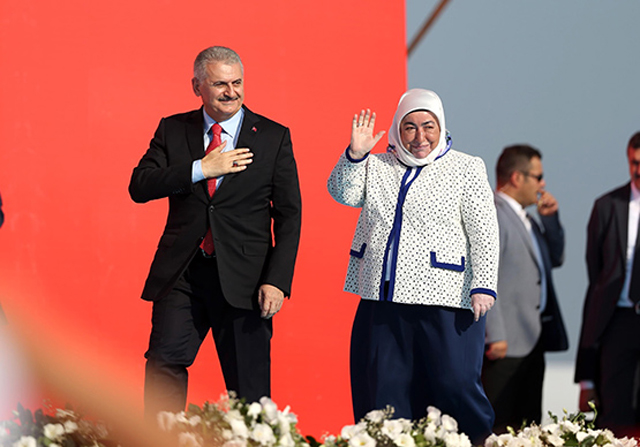 yenikapi binali et epouse