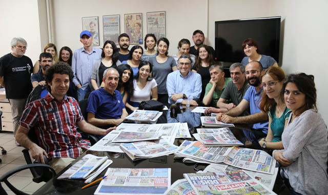 ozgur gundem soutien redacteurs 1