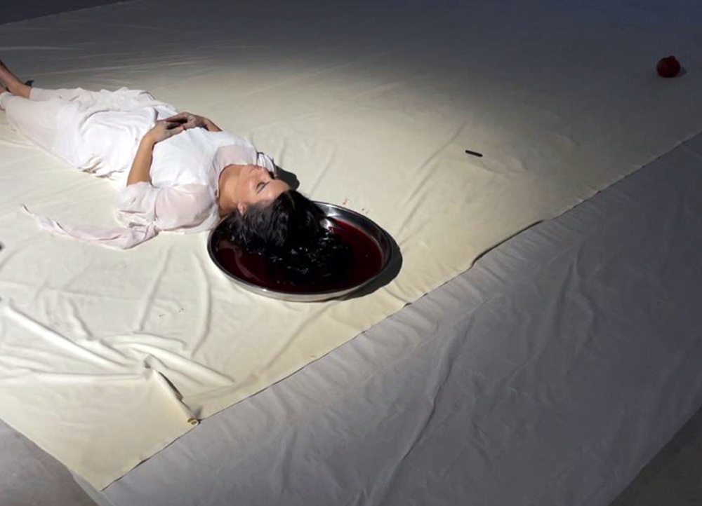 zehra-dogan-performance-souleymaniyeh-01 Zehra Doğan