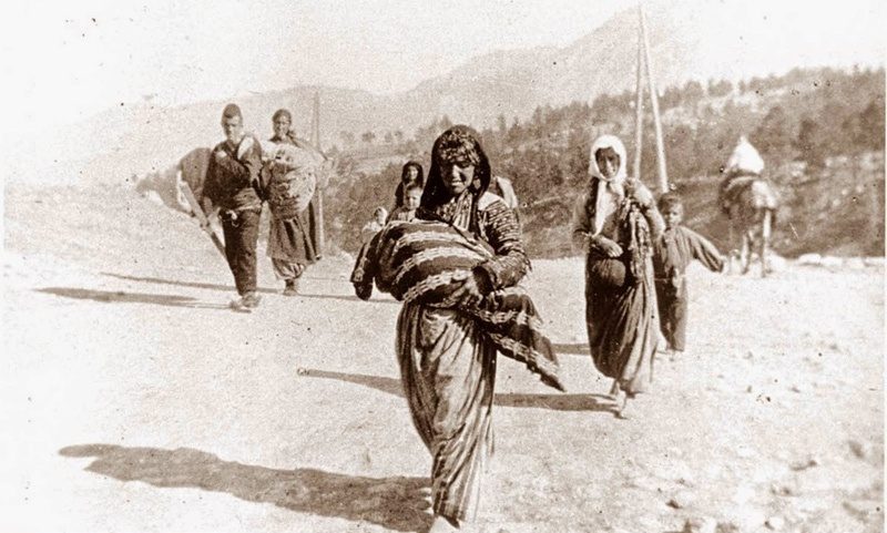 armeniens dans le desert syrien malédiction génocide