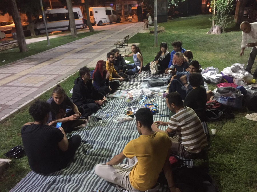 Konak Izmir #Barınamıyoruz Konak Izmir #Barınamıyoruz