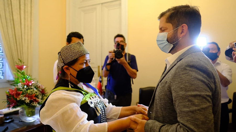 Şili Mapuche Elisa Loncon ve Gabriel-Boric